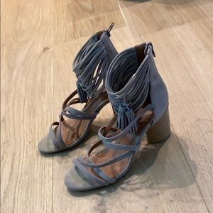 Sam Edelman Suede wrapped ankle heeled sandals with tassels sz 6